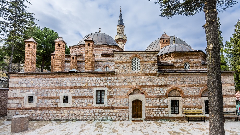 Amasya'daki Tarihi Camiler: Selçuklu ve Osmanlı Mimarisi ile Geçmişe Yolculuk