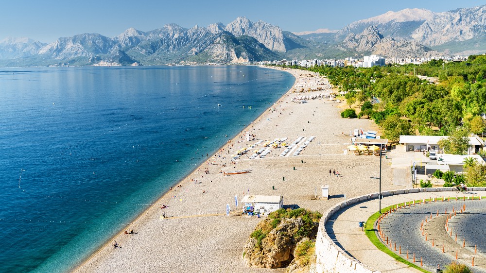 Antalya’da Doğa ile İç İçe Kamp ve Karavan Alanları: Keşfetmeye Hazır Cennet