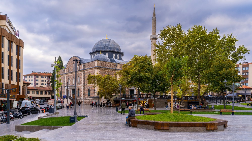 Balıkesir’deki Tarihi Camiler: Osmanlı Mirasının İzinde Bir Gezi Rehberi
