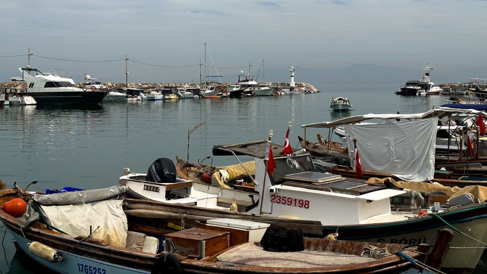 İzmir’de Deniz Turizmi: Tekne Turları ve Su Aktiviteleri ile Eşsiz Bir Deneyim
