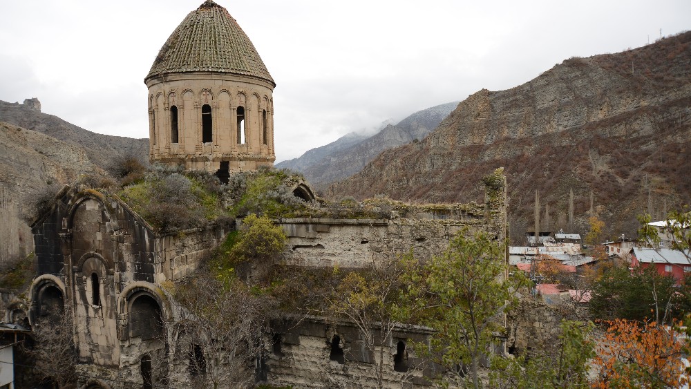 Erzurum’un Eski İsimleri: Karin ve Theodosiopolis’in İzinde Bir Seyahat Rehberi
