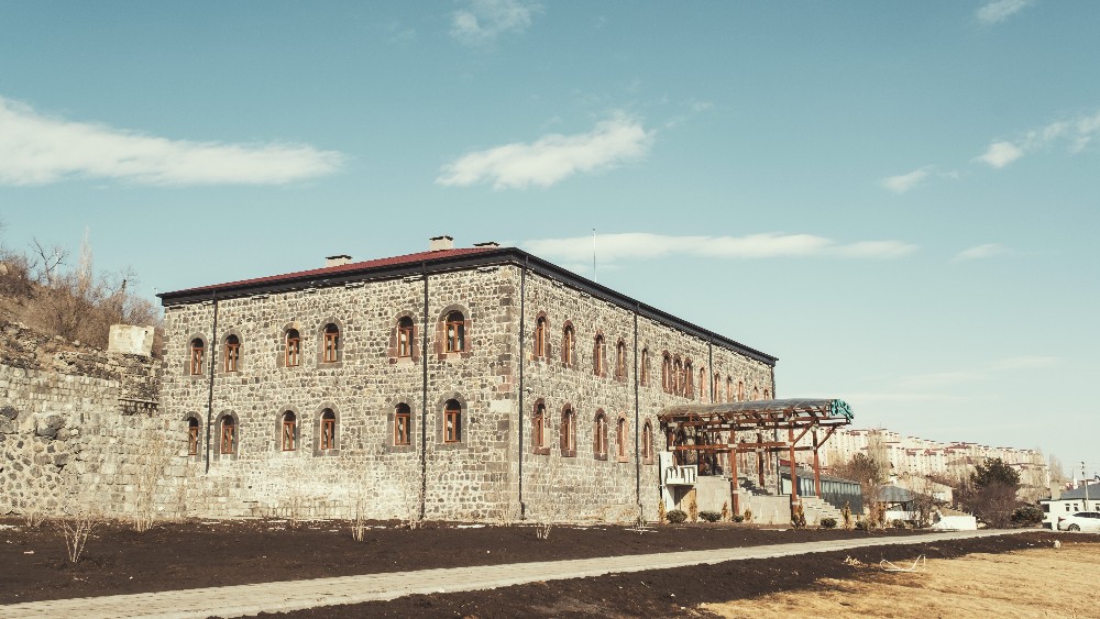 Kars’ta Konaklama Rehberi: En İyi Otel, Pansiyon ve Butik Seçenekler