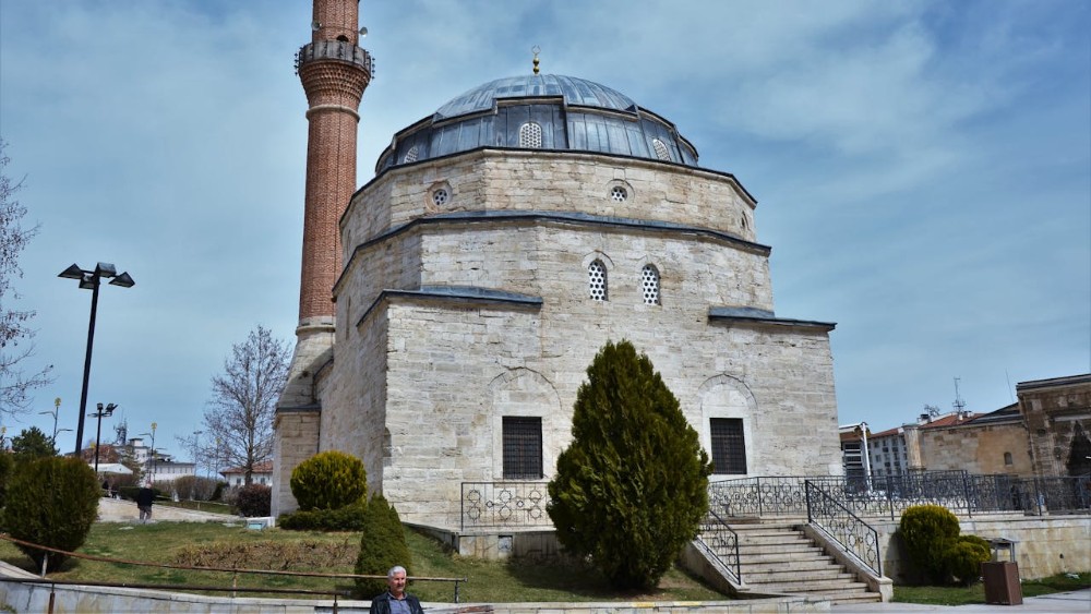 Sivas’ta Günlük Gezi Rotaları: Tarih, Kültür ve Doğanın Buluşma Noktası