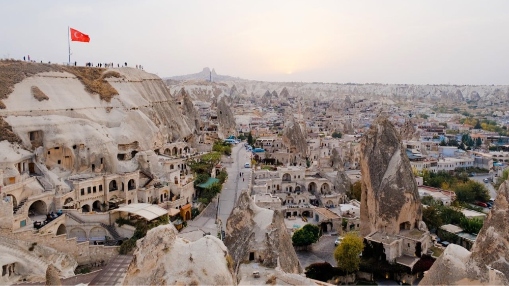 Nevşehir: Türkiye'nin Turizm Cenneti ve Kapadokya'nın Kalbi