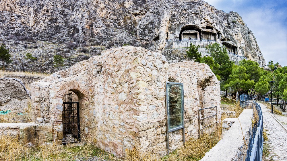 Amasya’da Tarih ve Doğa Tatili: Unutulmaz Bir Seyahat Deneyimi