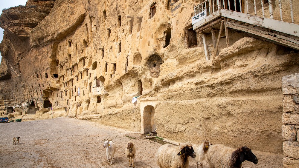 Konya'nın Roma ve Bizans Dönemi: Tarih ve Kültürün İzinde Bir Gezi Rehberi