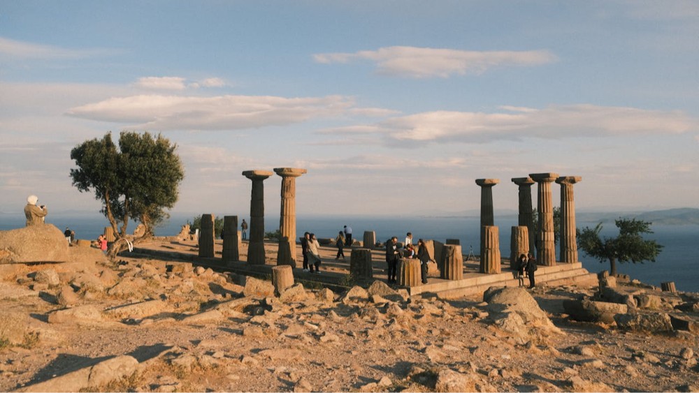 Antik Troas Bölgesi: Tarih ve Doğanın Buluştuğu Eşsiz Bir Destinasyon