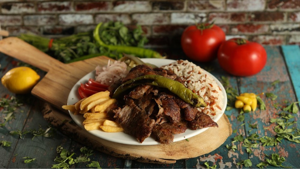 Ankara’da Ne Yenir? Yerel Lezzetler ve Restoran Önerileri