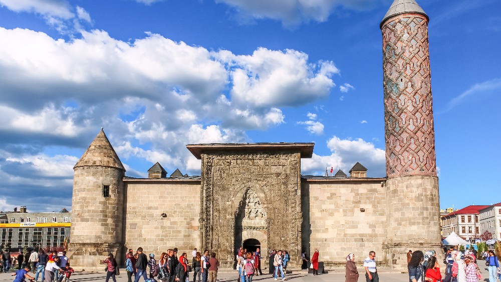 Erzurum Osmanlı Dönemi: Tarih, Kültür ve Gezilecek Yerler