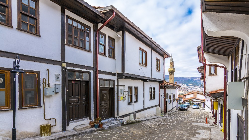 Amasya’nın Tarihi Eski Mahalleleri: Geçmişin İzinde Bir Yolculuk
