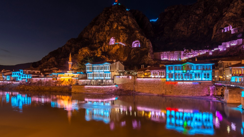 Amasya’da Doğa ve Kültür Rotaları: Tarih ve Doğanın Büyüleyici Buluşması