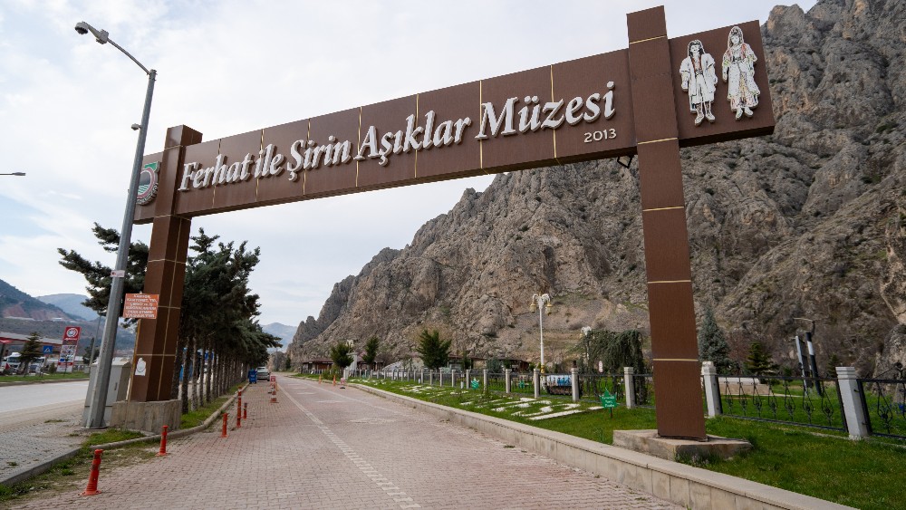 Amasya’da Kültür ve Sanat Hayatını Keşfedin: Tarih, Doğa ve Lezzetler