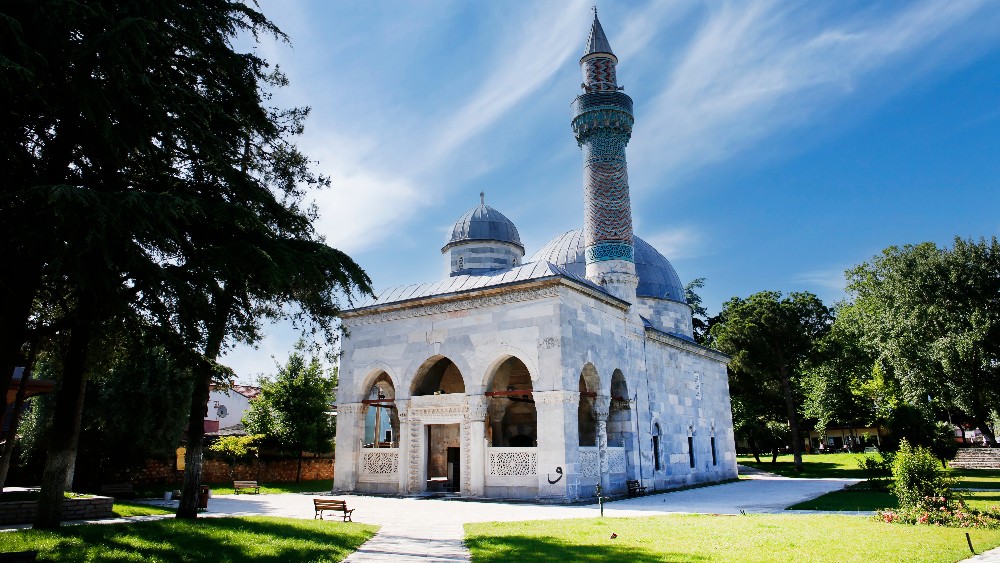 Bursa: Tarih ve Doğanın Buluştuğu Şehir