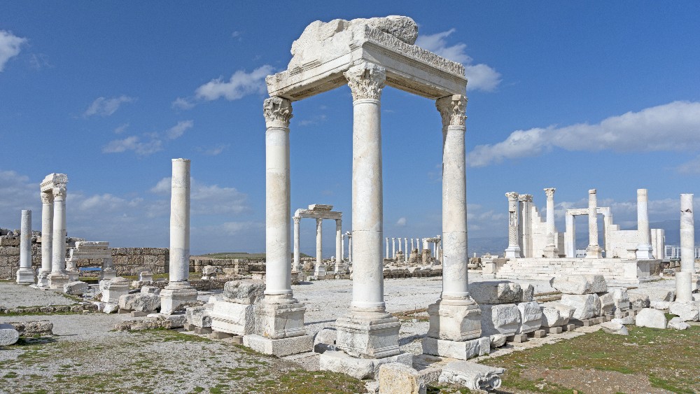 Denizli Tarihine Genel Bakış: Antik Çağlardan Günümüze Bir Seyahat Rehberi