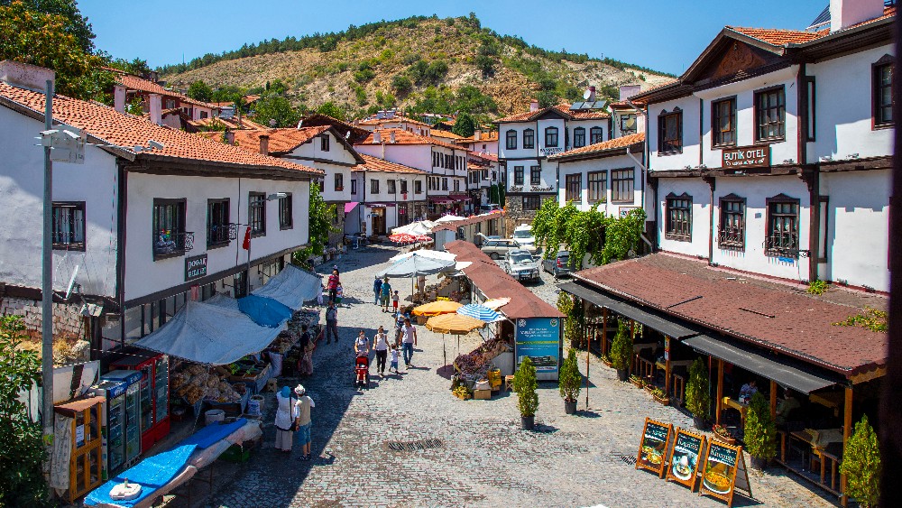 Ankara’da Mevsime Göre Tatil: Her Dönemde Keşfedilecek Güzellikler
