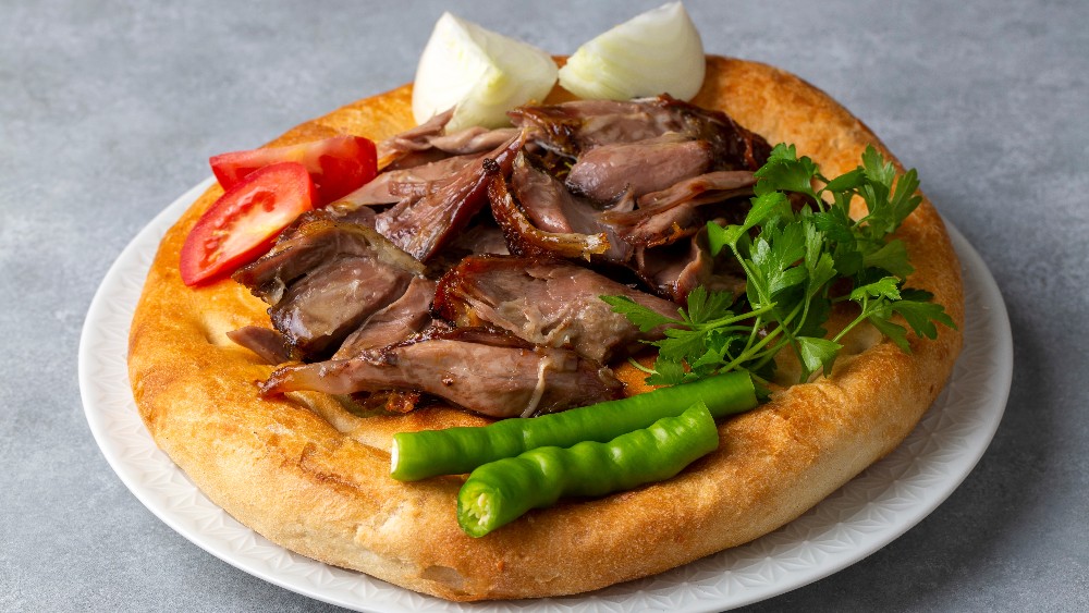 Konya’da Ne Yenir? Yerel Lezzetler ve Restoran Önerileri