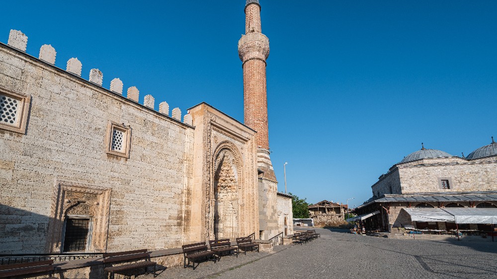 Konya’da Konaklama Rehberi: En İyi Otel ve Alternatif Seçenekler