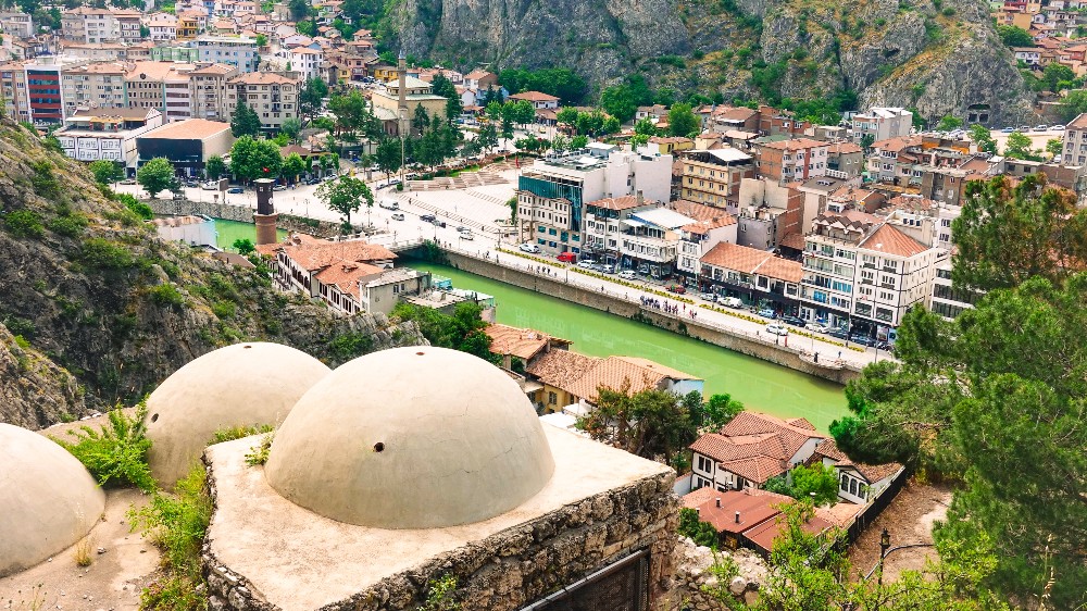 Amasya’da Alışveriş Rehberi: Yöresel Ürünler ve Çarşılar