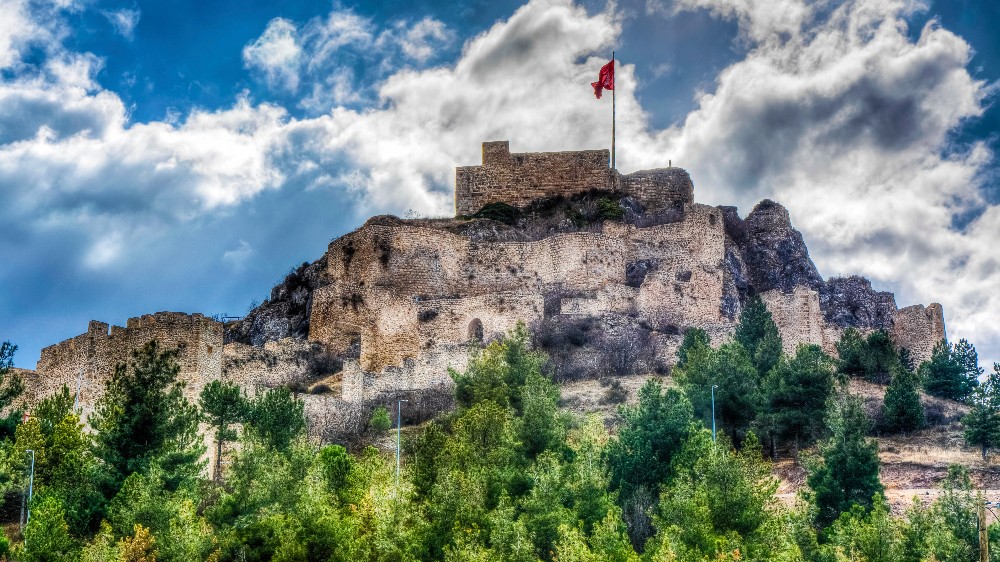 Amasya Kalesi Rehberi: Tarih ve Doğanın Buluştuğu Nokta