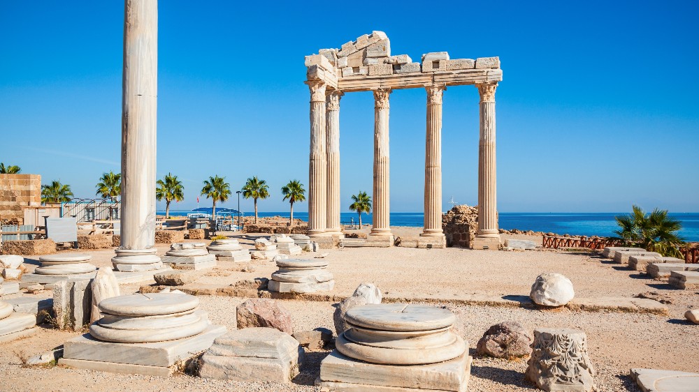 Antalya’nın Antik Dönemleri: Pamfilya ve Likya’nın İzinde Bir Seyahat Rehberi