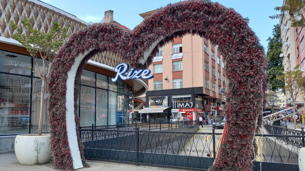 Rize’de Günlük Gezi Rotaları: Doğanın Kalbinde Unutulmaz Bir Gün