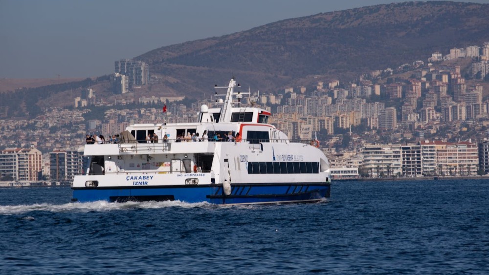 İzmir’de Günlük Gezi Rotaları: Keşfedilecek En Güzel Yerler