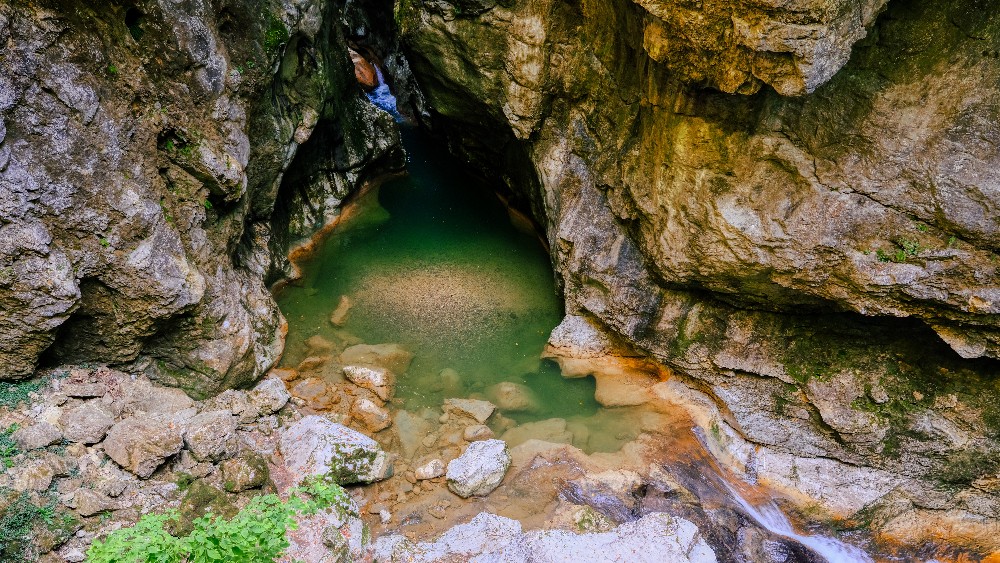 Valla Kanyonu: Doğanın Harikası ve Macera Dolu Bir Keşif
